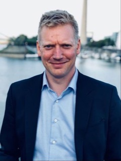 Sven-Oliver Proksch